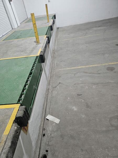 Harbour Link Innohub, 61 Alexandra Terrace, 15,000 sqft, Warehouse For Rent, by Benson Chan, 60203192 - Car Park - CommercialGuru.com.sg