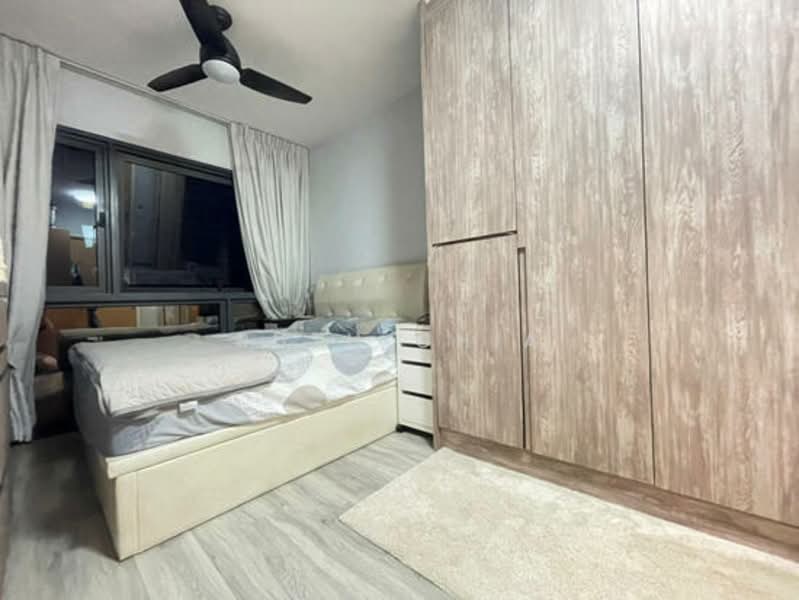 The Lakefront Residences Condominium For Sale at S$ 1,399,998 | PropertyGuru Singapore