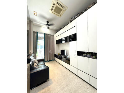 For Sale - Suites @ Paya Lebar