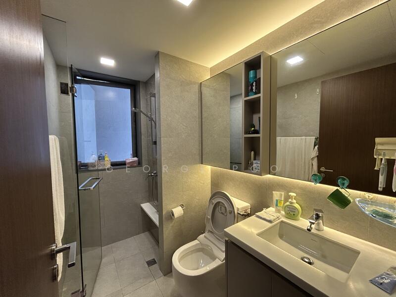 For Rent - The Visionaire