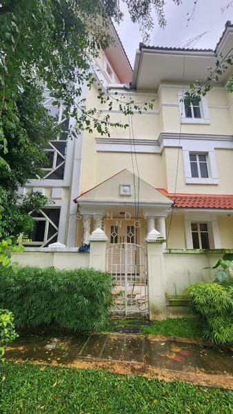 Bungalow w Pool near Holland/Tanglin/Bukit Timah, Holland Road, 5 Bedrooms, 6,544 sqft, Detached House For Rent, by Sindy Keng, 60203870 - Exterior - PropertyGuru.com.sg