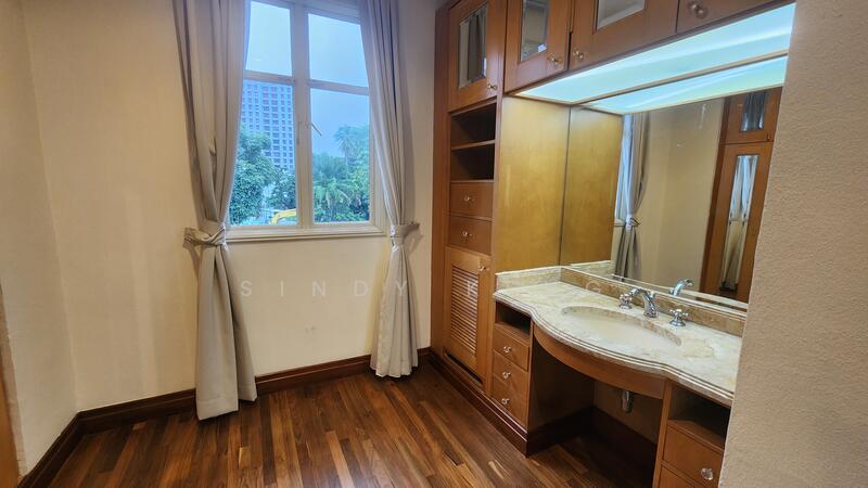 For Rent - Holland Grove Bungalow with pool