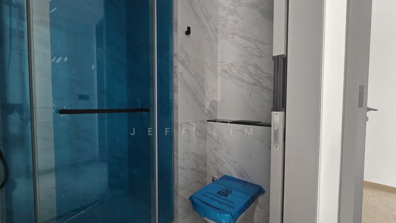 The Landmark, 173 Chin Swee Road, 2 Bedrooms, 678 sqft, Condominium For Rent, by Jeff Lim, 60203872 - Bathroom - PropertyGuru.com.sg