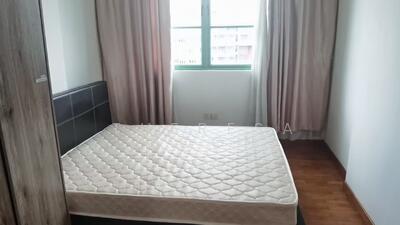 For Rent - The Sunny Spring