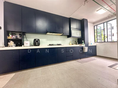 For Sale - 813 Jurong West Street 81