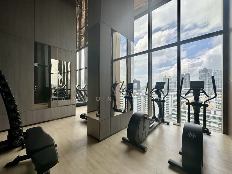 Additional image 13 of 173 Chin Swee Road