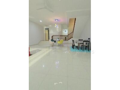 For Rent - MacPherson Garden Estate