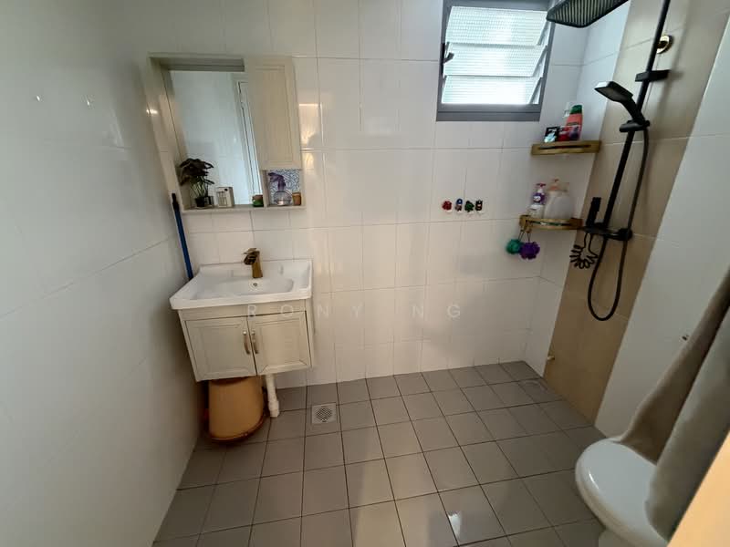 684A Edgedale Plains HDB Flat For Sale at S$ 795,000 | PropertyGuru Singapore