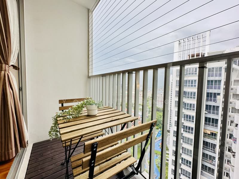 The Parc Condominium, 9 West Coast Walk, Room Rental, 108 sqft, Condominium For Rent, by Young Chng, 60204345 - Balcony - PropertyGuru.com.sg