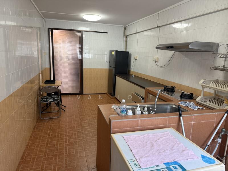 For Rent - 348 Ang Mo Kio Avenue 3