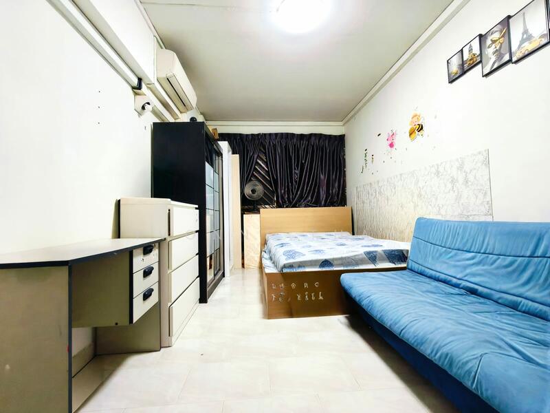 402 Fajar Road HDB Flat For Sale at S$ 600,000 | PropertyGuru Singapore - Bedroom