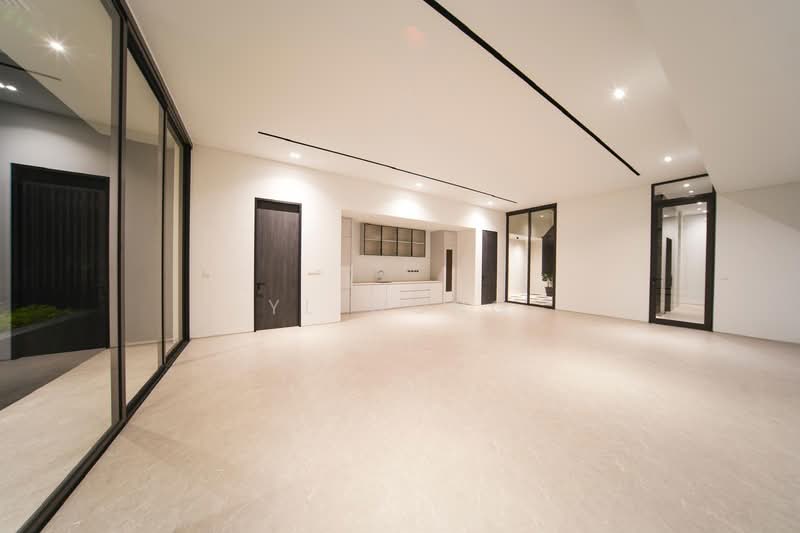 Holland Grove Area, Brand New Detached Detached House For Sale at S$ 18,800,000 | PropertyGuru Singapore - Interior