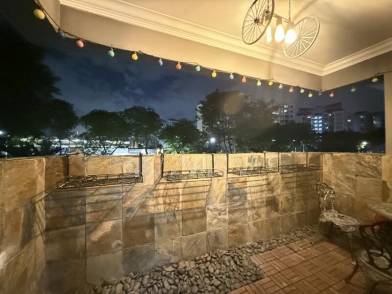 For Sale - 530 Woodlands Drive 14