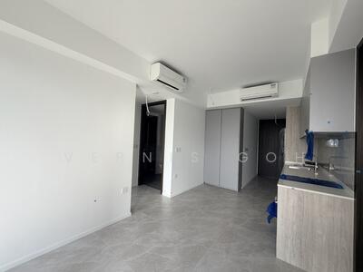 For Rent - AMO Residence