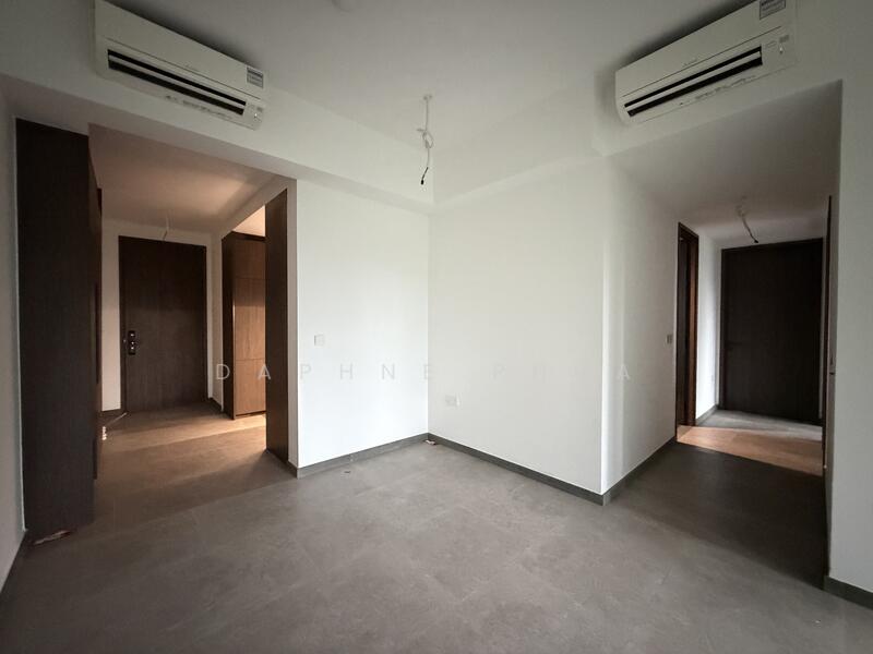 COSY DINING NOOK w MODERN PENDANT LIGHT