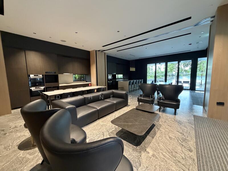 HOST IN STYLE IN THESE GOURMET KITCHENS!