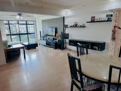 For Sale - 520 Woodlands Drive 14