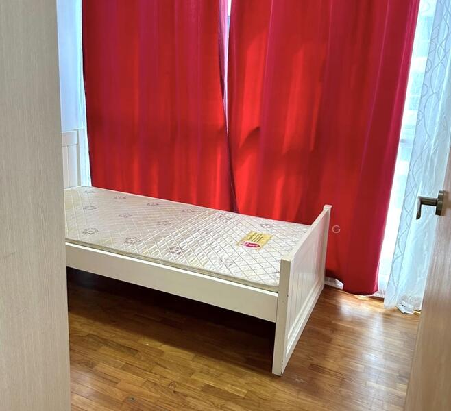 The Tampines Trilliant, 25 Tampines Central 7, 3 Bedrooms, 872 sqft, Executive Condominium For Rent, by Amanda Khong, 60205322 - Bedroom - PropertyGuru.com.sg