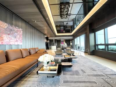 For Sale - Concourse Skyline