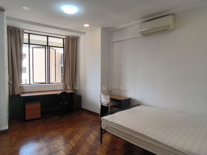 Lakepoint Condo, 2 Lakepoint Drive, Room Rental, 250 sqft, Condominium For Rent, by Vivian Sun, 60205401 - Bedroom - PropertyGuru.com.sg