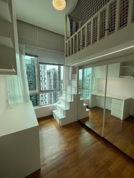 For Sale - Tree House