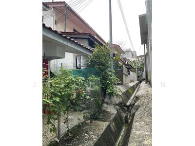 For Sale - Inter-terrace near Mayflower MRT