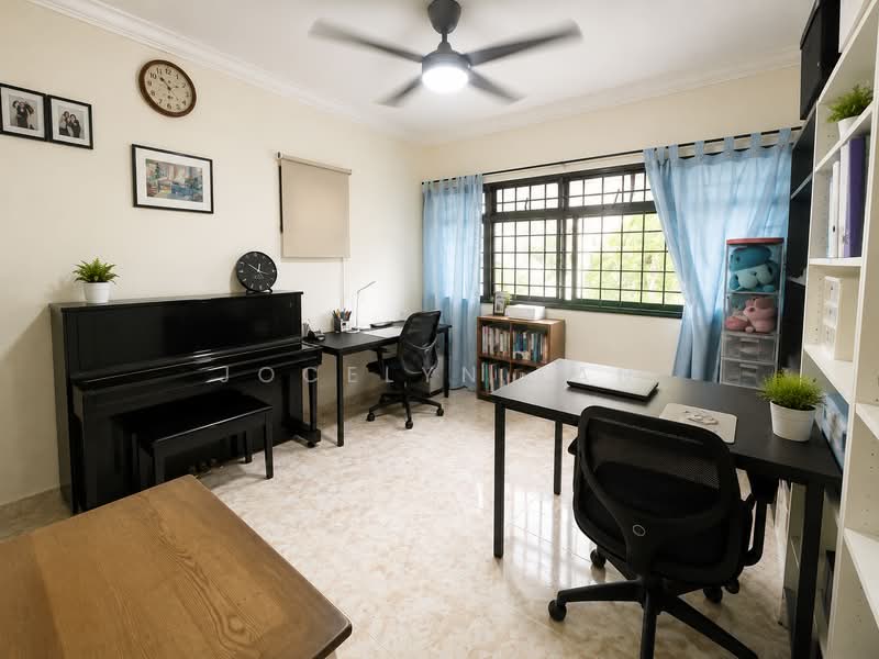 291E Bukit Batok Street 24, 291E Bukit Batok Street 24, 3 Bedrooms, 1,108 sqft, HDB Flat For Sale, by Jocelyn Tan, 60205547 - Common Room - PropertyGuru.com.sg