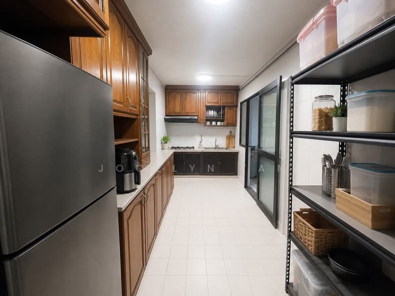 291E Bukit Batok Street 24, 291E Bukit Batok Street 24, 3 Bedrooms, 1,108 sqft, HDB Flat For Sale, by Jocelyn Tan, 60205547 - Kitchen - PropertyGuru.com.sg