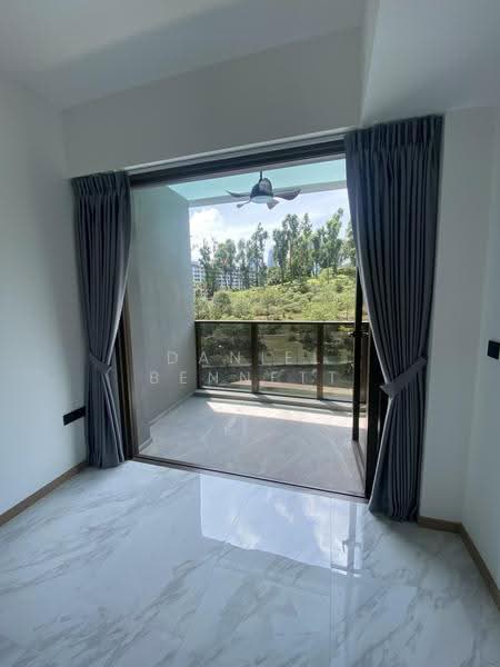 The Landmark, 173 Chin Swee Road, Alexandra / Commonwealth, 1 Bedroom, 495 sqft, Condominium For Rent, by Daniel Bennett, 60205606 - Balcony - PropertyGuru.com.sg