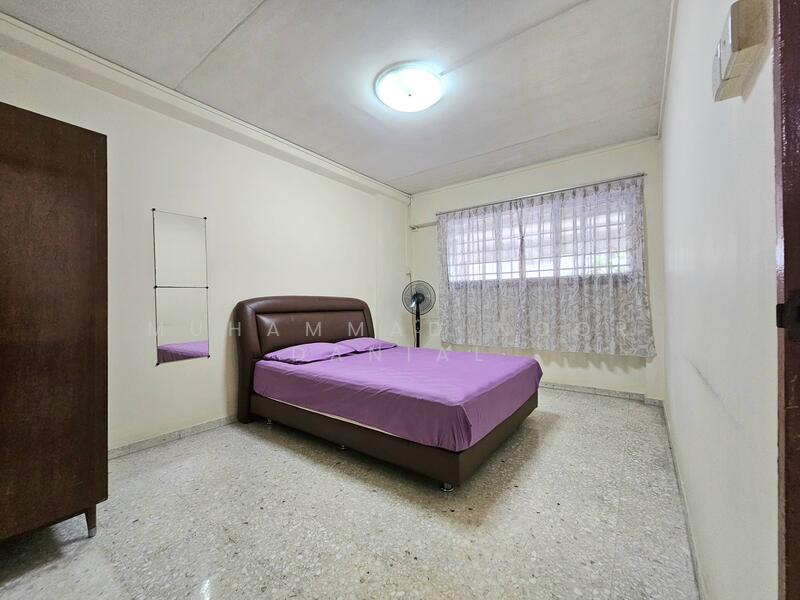 For Sale - 240 Tampines Street 21