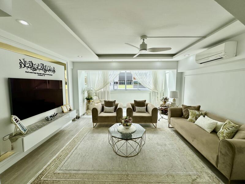 Spacious and Comfortable Living Hall