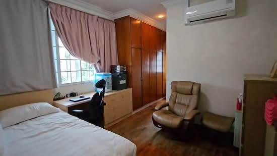 Near marine parade mrt room rental, , Room Rental, 150 sqft, Corner Terrace For Rent, by Alex Low 刘经佑, 60205764 - PropertyGuru.com.sg
