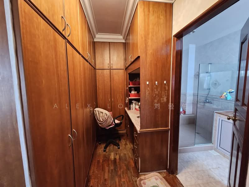 Near marine parade mrt room rental, , Room Rental, 150 sqft, Corner Terrace For Rent, by Alex Low 刘经佑, 60205764 - Bathroom - PropertyGuru.com.sg