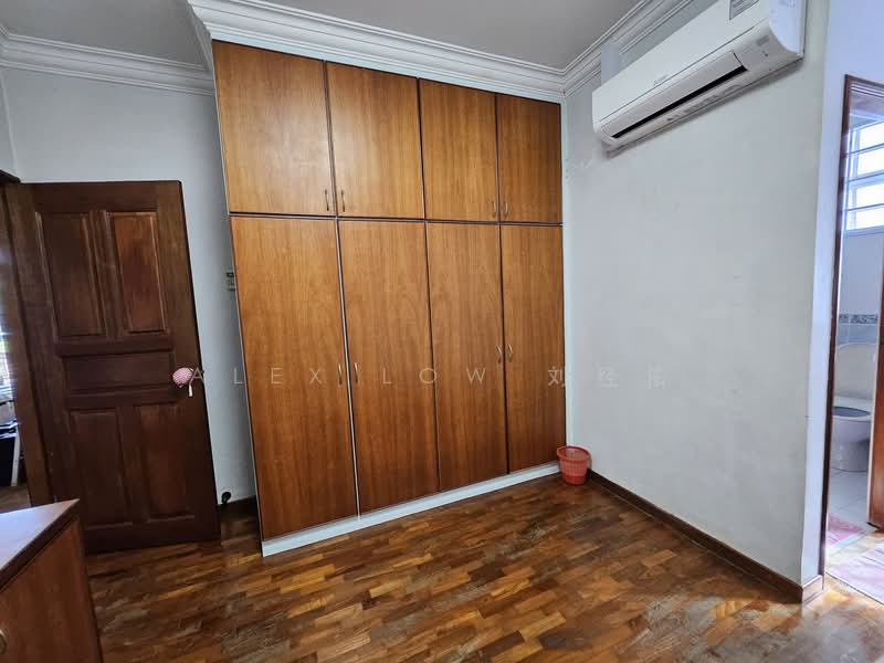 Near marine parade mrt room rental, , Room Rental, 150 sqft, Corner Terrace For Rent, by Alex Low 刘经佑, 60205764 - Bedroom - PropertyGuru.com.sg