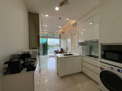 For Sale - Kingsford Hillview Peak