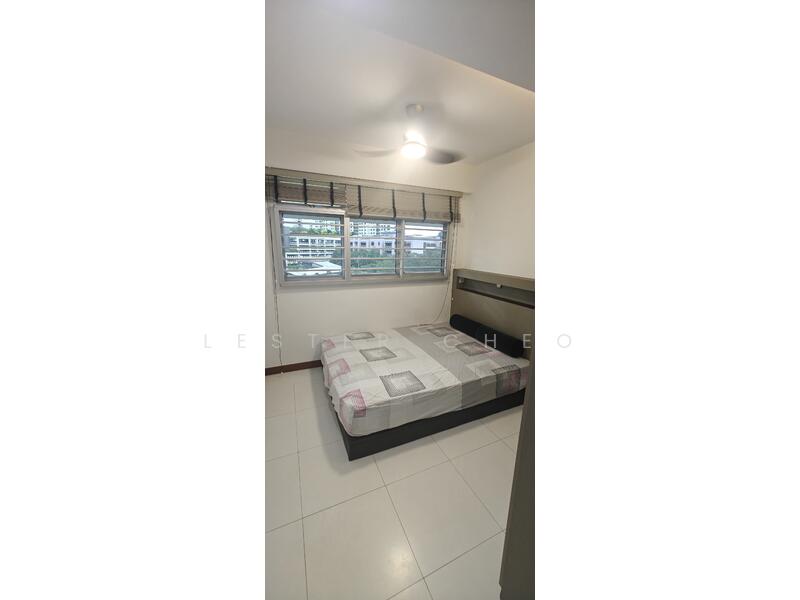 Master room with Queen size bed