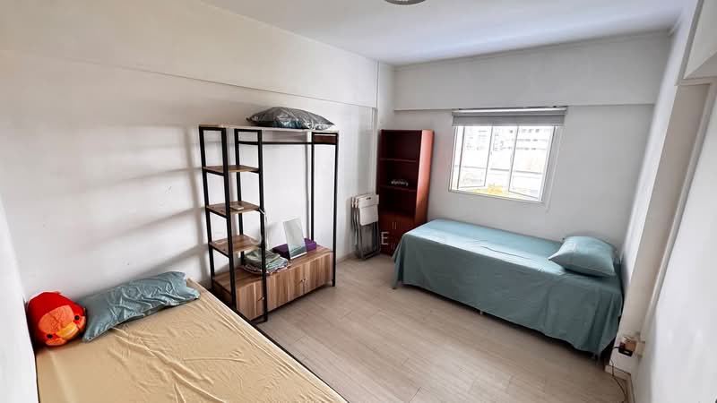 241 Bukit Batok East Avenue 5, 241 Bukit Batok East Avenue 5, Room Rental, 150 sqft, HDB Flat For Rent, by Connie Su, 60206190 - Bedroom - PropertyGuru.com.sg
