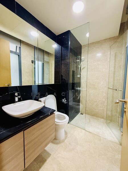 Junior Master Bathroom