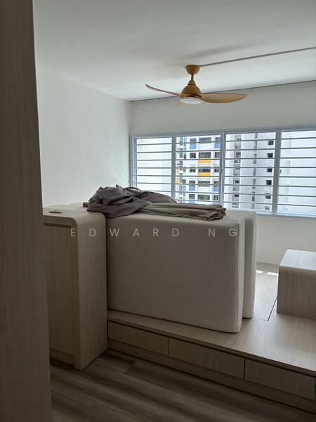 For Rent - 225C Compassvale Walk