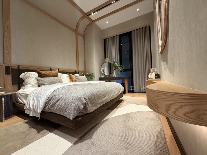 For Sale - The Hillshore