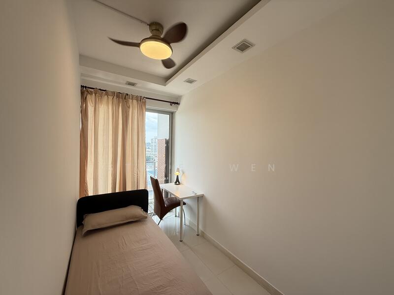 For Rent - The Centris