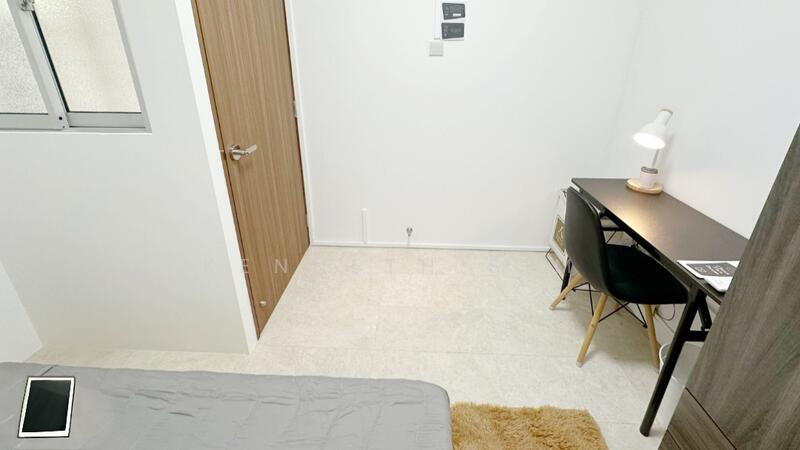 Econ 1 Bedroom sample