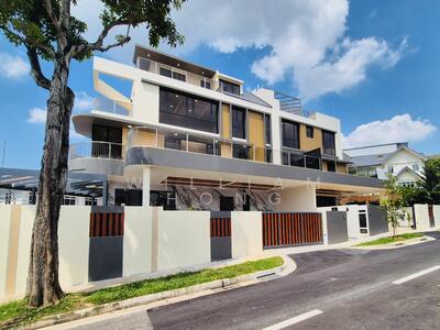 For Sale - 3.5 Sty Brand New Semi-D within 1km to PLMGS and Maris Stella
