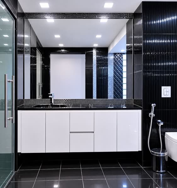 Windy Heights, 80 Jalan Daud, Room Rental, 250 sqft, Condominium For Rent, by Alvin Oh, 60206413 - His and hers sink and dresser  - PropertyGuru.com.sg