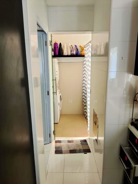 Windy Heights, 80 Jalan Daud, Room Rental, 150 sqft, Condominium For Rent, by Alvin Oh, 60206413 - Laundry area  - PropertyGuru.com.sg
