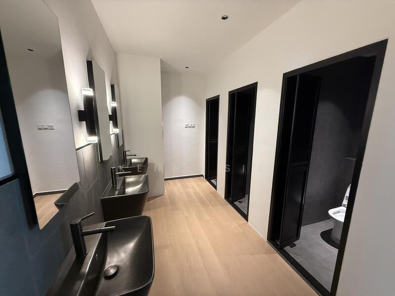 For Rent - ⭐️ 8 BDRMS TERRACE FOR RENT ⭐️ JLN BESAR PETAIN STURDEE