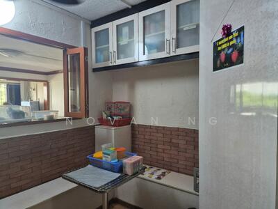 For Sale - 170 Yishun Avenue 7