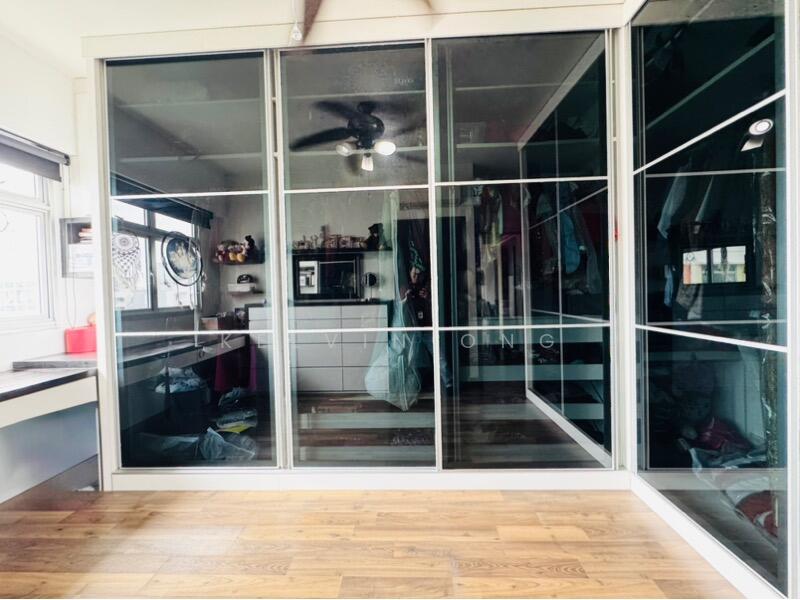 Master walk in wardrobe