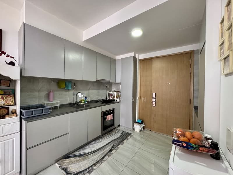 High Park Residences, 31 Fernvale Road, 2 Bedrooms, 581 sqft, Condominium For Rent, by LING WANG, 60206577 - Kitchen - PropertyGuru.com.sg