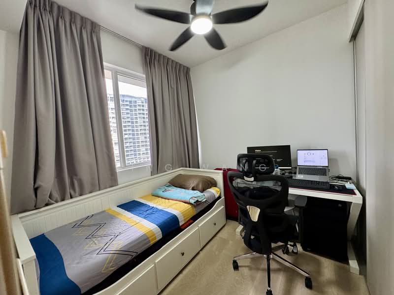 High Park Residences, 31 Fernvale Road, 2 Bedrooms, 581 sqft, Condominium For Rent, by LING WANG, 60206577 - Bedroom - PropertyGuru.com.sg